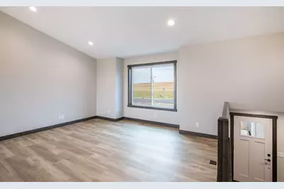 491 Coyote Way, New Richmond, WI 54017 - Photo 12