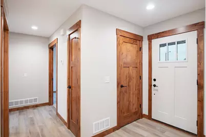 437 Coyote Way, New Richmond, WI 54017 - Photo 16