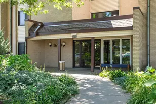 1690 Hwy 36 W, Roseville, MN 55113 - Photo 1