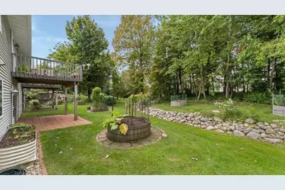 820 N McKay Avenue NE, Alexandria, MN 56308 - Photo 4