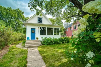 201 6th Street S, Stillwater, MN 55082 - Photo 1