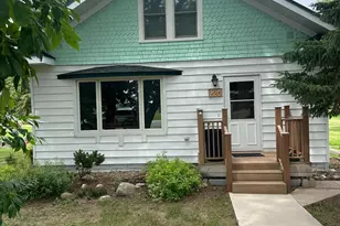 220 Woodman Ave, Dovray, MN 56125 - Photo 1