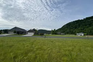 574 Cedar Dr, Lake City, MN 55041 - Photo 1