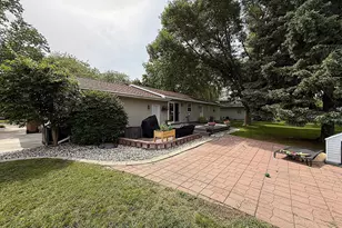 112 Orchard Cir, Montevideo, MN 56265 - Photo 6