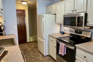 2440 15th St S, Fargo,  58103 - Photo 12