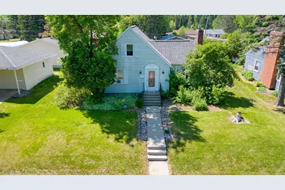 305 Central Avenue W, Aurora, MN 55705 - Photo 1