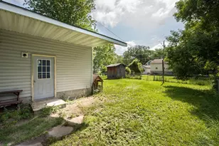 610 2nd St SW, Wadena, MN 56482 - Photo 8