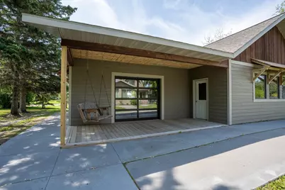 403 Riverview Drive SE, Warroad, MN 56763 - Photo 4