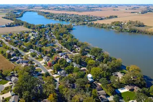 660 Lakewood Dr S W, Hutchinson, MN 55350 - Photo 34