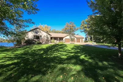 660 Lakewood Drive SW, Hutchinson, MN 55350 - Photo 40