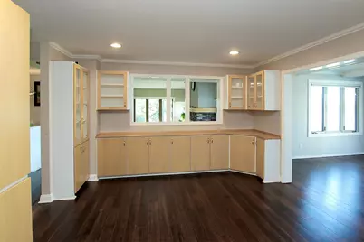 660 Lakewood Drive SW, Hutchinson, MN 55350 - Photo 8