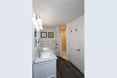 660 Lakewood Drive SW, Hutchinson, MN 55350 - Photo 16