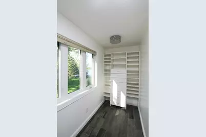 660 Lakewood Drive SW, Hutchinson, MN 55350 - Photo 14