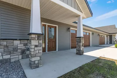 605 W Colfax Street, Parkers Prairie, MN 56361 - Photo 10