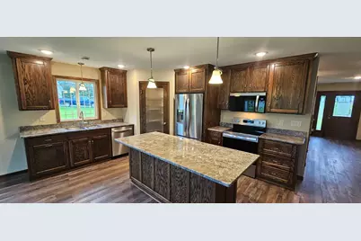 607 W Colfax Street, Parkers Prairie, MN 56361 - Photo 14