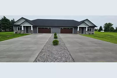 607 W Colfax Street, Parkers Prairie, MN 56361 - Photo 1