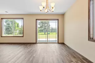 607 W Colfax St, Parkers Prairie, MN 56361 - Photo 22