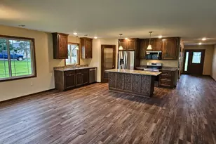 607 W Colfax St, Parkers Prairie, MN 56361 - Photo 18