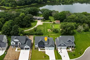 9612 Iron Horse Rd, Woodbury, MN 55129 - Photo 2