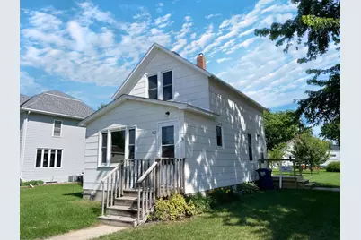 422 E Sanborn Street, Springfield, MN 56087 - Photo 1