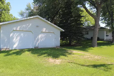 402 W 1st Street, Sherburn, MN 56171 - Photo 40