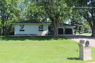 402 W 1st St, Sherburn, MN 56171 - Photo 30