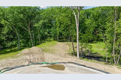 12806 Woodhaven Place, Minnetonka, MN 55305 - Photo 2