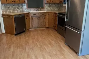 324 7th St, Windom, MN 56101 - Photo 4