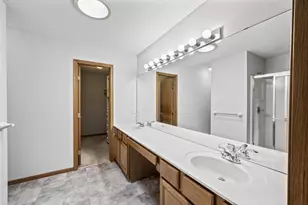 3121 Copper Oaks Trail, Woodbury, MN 55125 - Photo 20