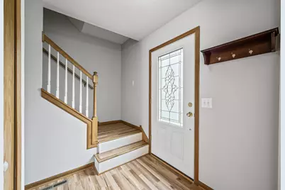 3121 Copper Oaks Trail, Woodbury, MN 55125 - Photo 4