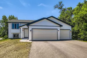 200 94th Ave NW, Coon Rapids, MN 55433 - Photo 1