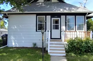 208 1st Ave SE, Dilworth, MN 56529 - Photo 1