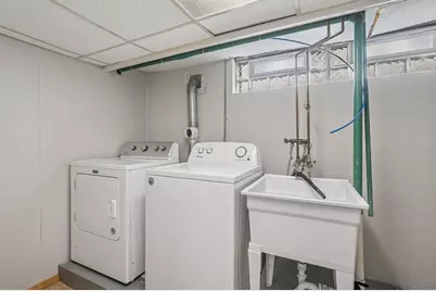 1407 Pascal Street N, Saint Paul, MN 55108 - Photo 38