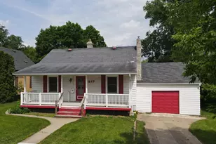 917 S 7th St, Brainerd, MN 56401 - Photo 1