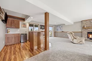 9118 Ashley Terrace, Brooklyn Park, MN 55443 - Photo 24