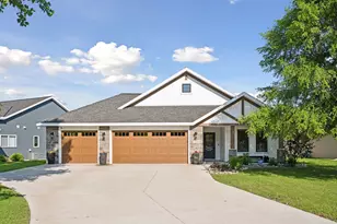 2333 40th Ave S, Saint Cloud, MN 56301 - Photo 1