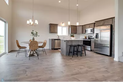 6847 Belding Drive S, Fargo, ND 58104 - Photo 8