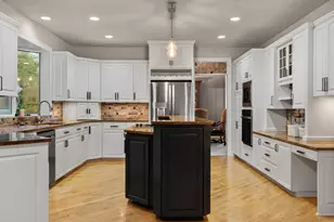 602 24th St NW, Austin, MN 55912 - Photo 38