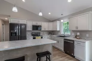 2216 Lake Ave, New Ulm, MN 56073 - Photo 14