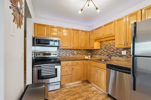 78 10th St E, Saint Paul, MN 55101 - Photo 12