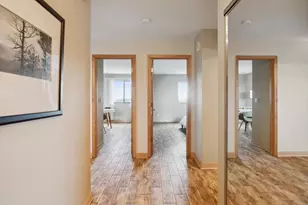 78 10th St E, Saint Paul, MN 55101 - Photo 16
