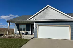 1817 Ridgewood Cir, Menomonie, WI 54751 - Photo 1