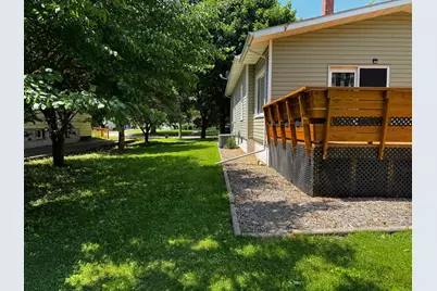 226 N Central Avenue, Truman, MN 56088 - Photo 8