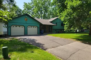 1509 Oxford Ln, Saint Cloud, MN 56303 - Photo 1