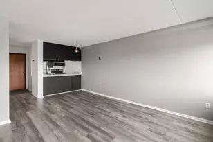 1920 S 1st St, Minneapolis, MN 55454 - Photo 4