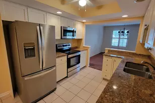 8430 Pennsylvania Rd, Bloomington, MN 55438 - Photo 4