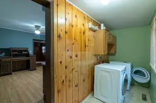 421 S Moore St, Blue Earth, MN 56013 - Photo 26