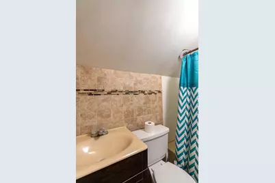 421 S Moore Street, Blue Earth, MN 56013 - Photo 22