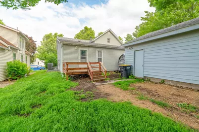 421 S Moore Street, Blue Earth, MN 56013 - Photo 4