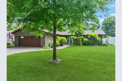 607 S 1st Street, Marshall, MN 56258 - Photo 1